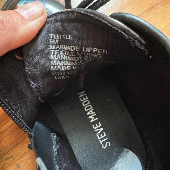 Steve Madden Kids Black Boots with Colorful Butterflies - Picture 3 of 7